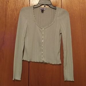 Vylette lightweight sweater top. Size M. Color Light Green.